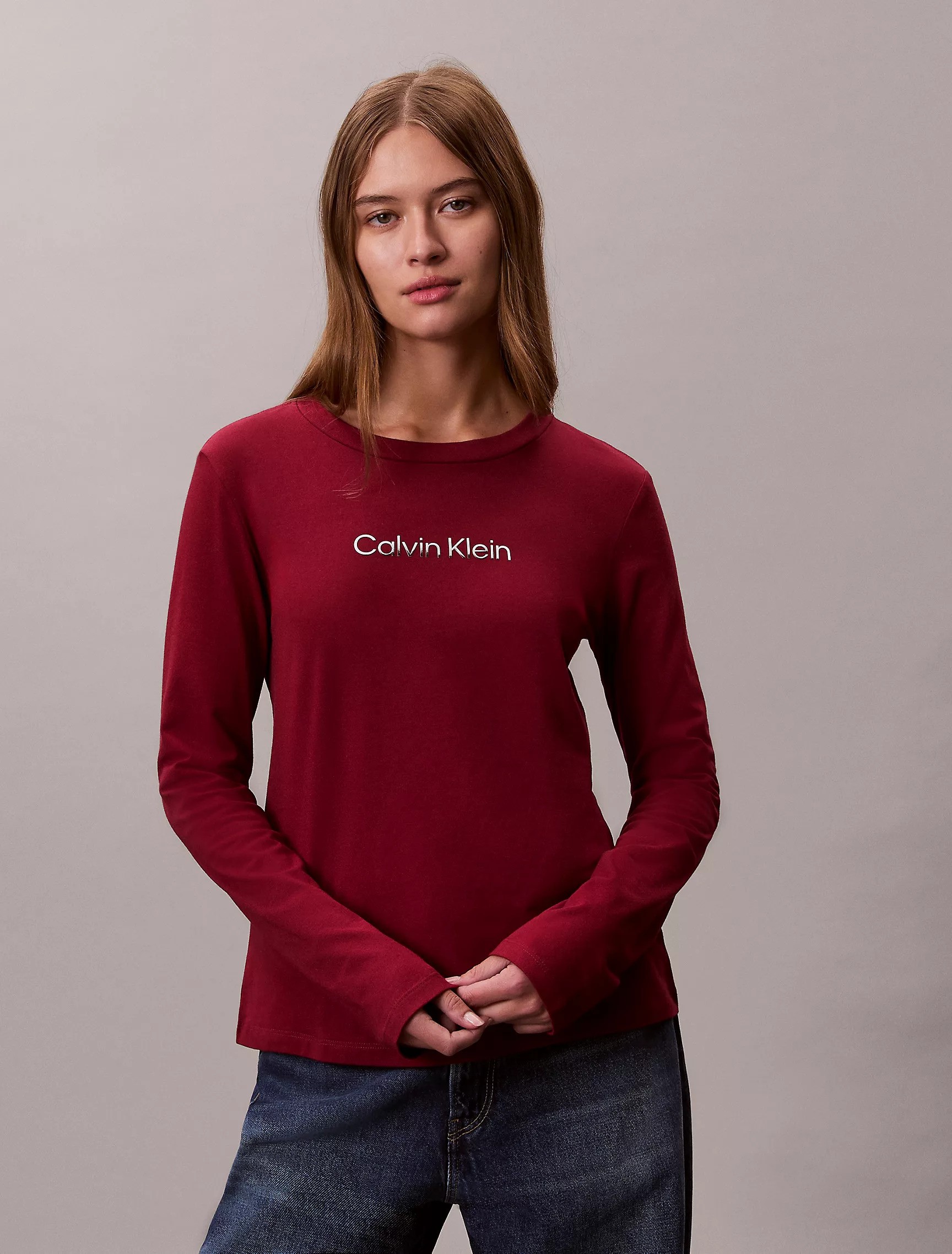 Standard Logo Slim T-Shirt