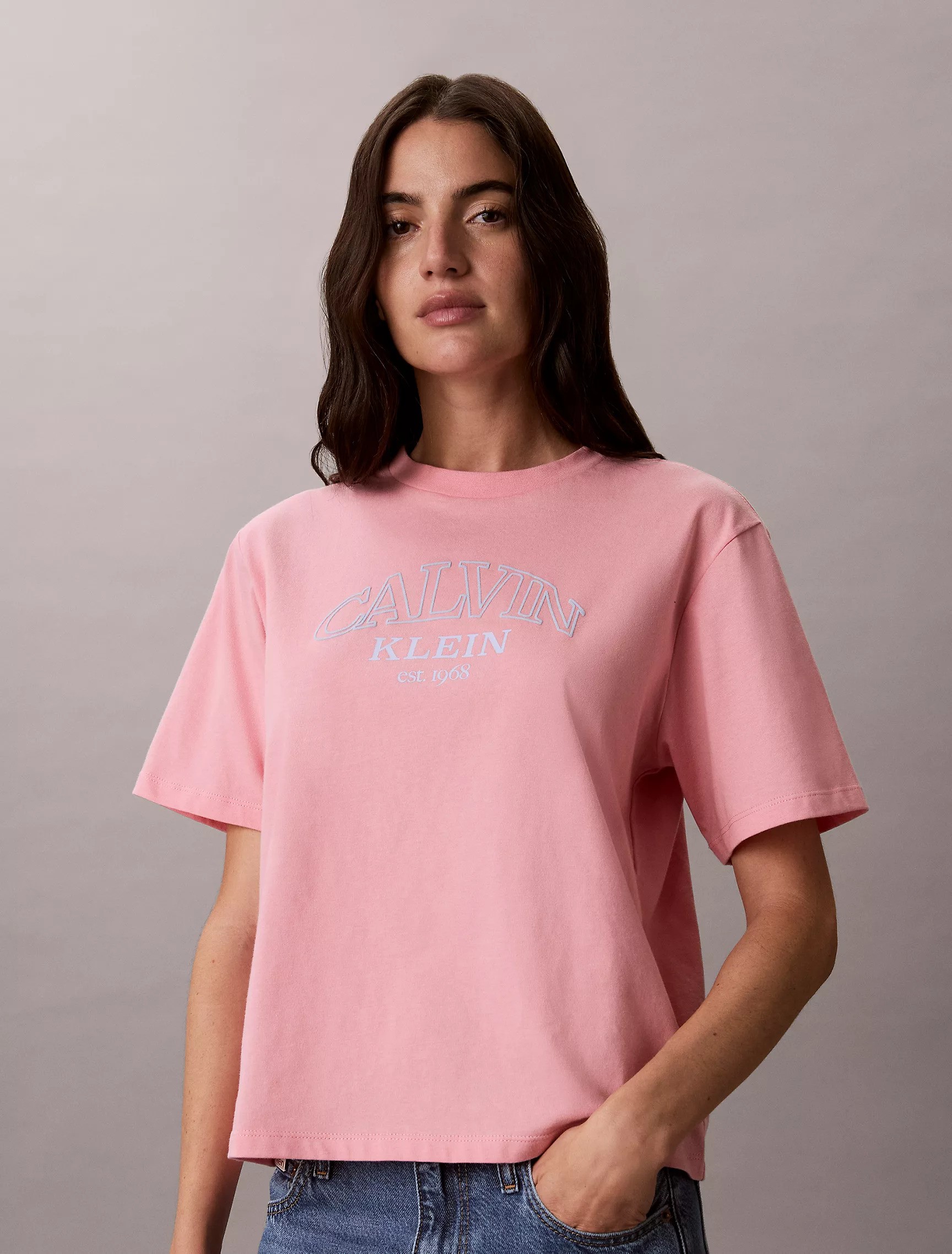 Arch Logo Graphic Boxy T-Shirt