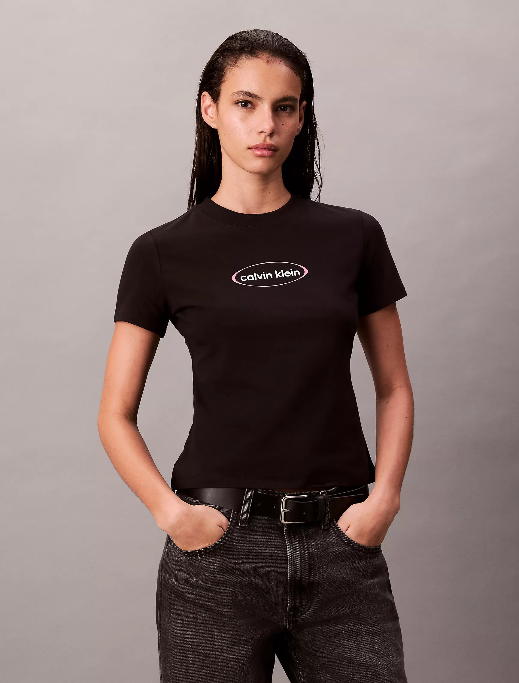 Oval Logo Graphic Slim T-Shirt