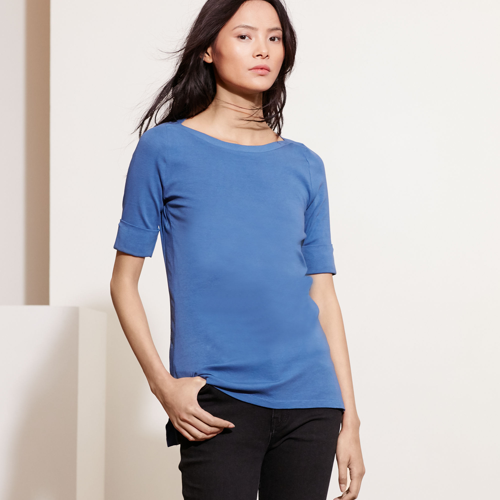 Stretch cotton boatneck tee